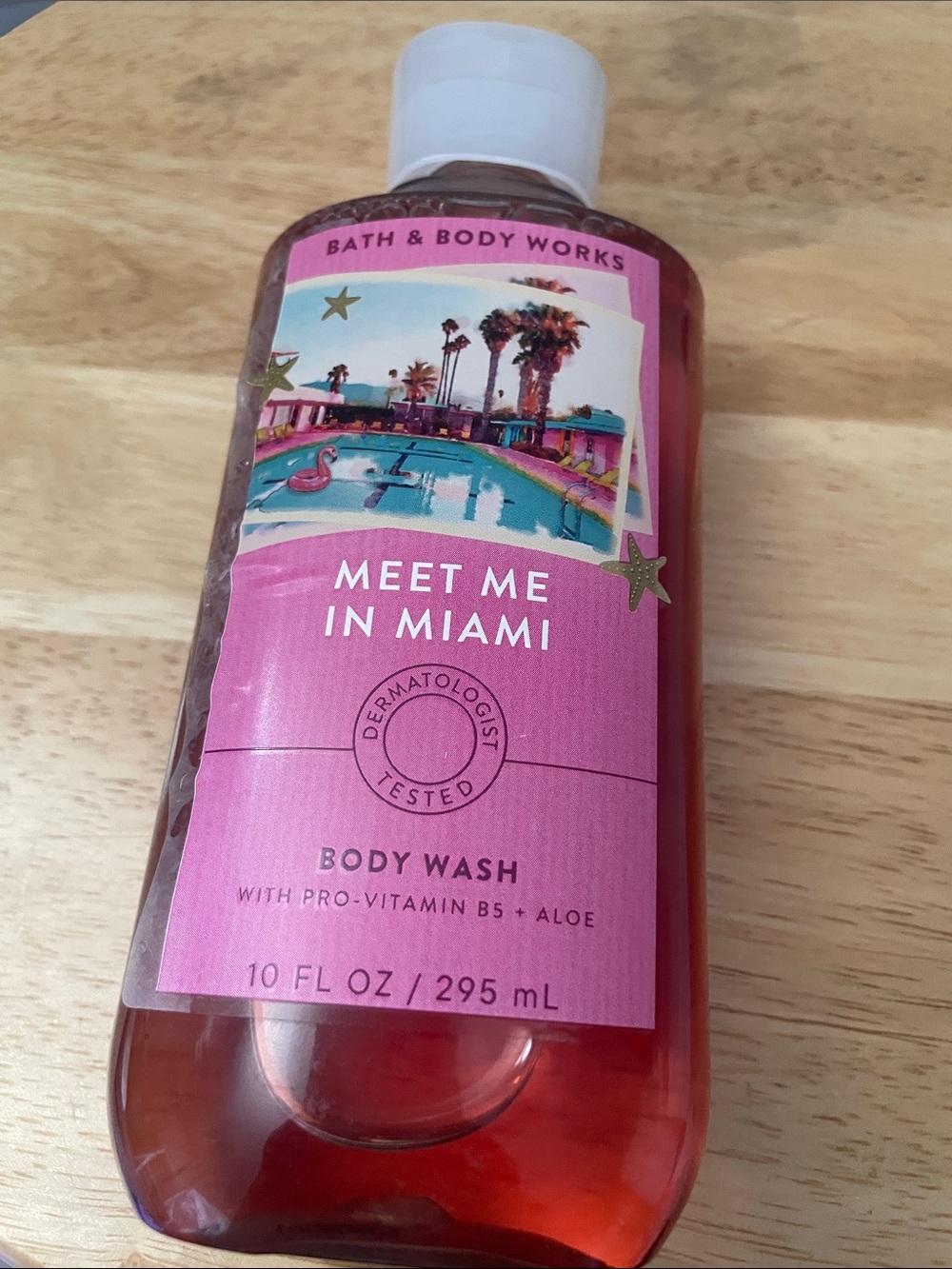 Bath & Body Works Meet Me In Miami Pink & Coral Body Wash